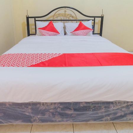 Oyo 2269 Hotel Astika Ambon Bagian luar foto