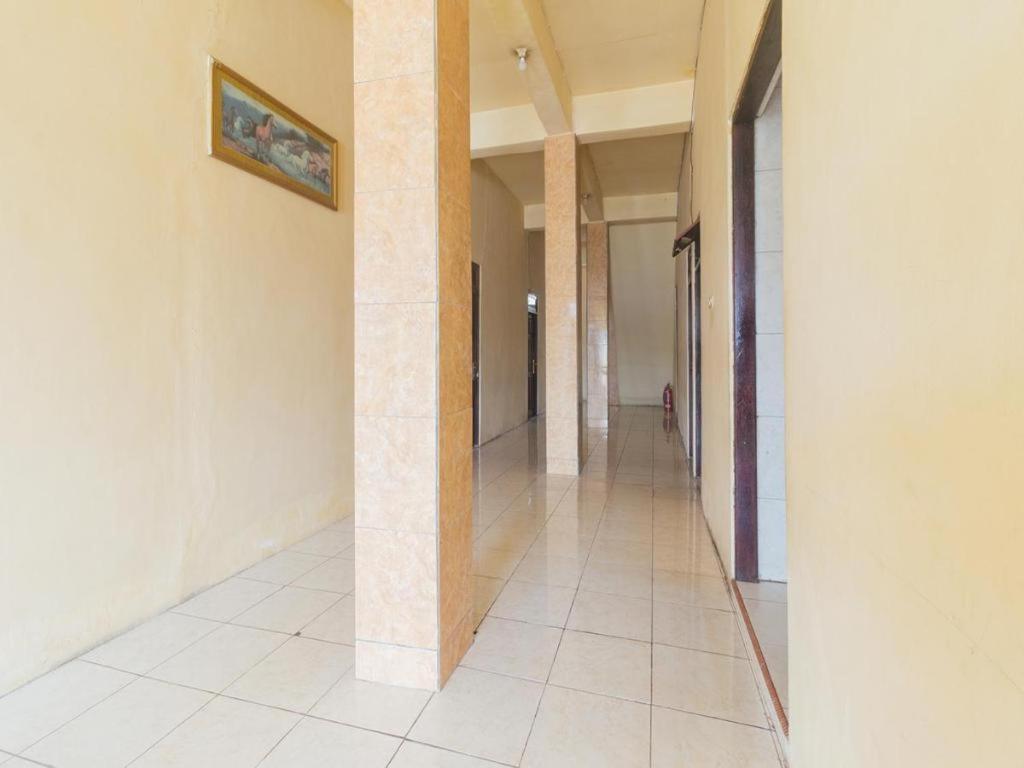 Oyo 2269 Hotel Astika Ambon Bagian luar foto